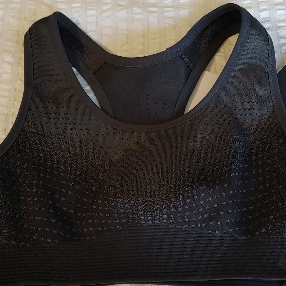 NWT Nike Swoosh Girls Youth Sports Top Medium - Picture 7 of 15